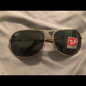 Brand New men's raybands